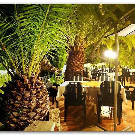 Solimar Hotel 3*